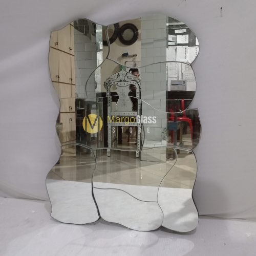 MG 004655 modern mirror 90x60cm