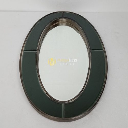 MG 004697 oval black brass antik