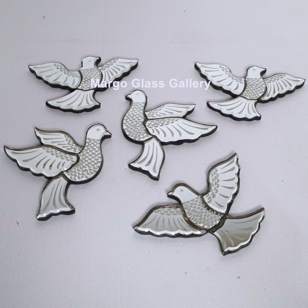 By Order!MG 400002 Bird carved
