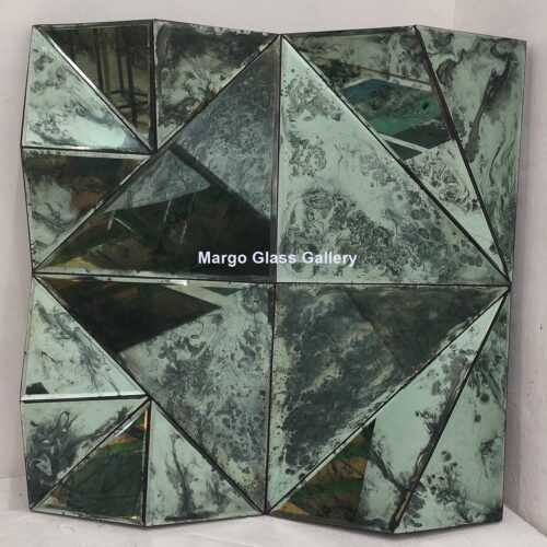 MG 014475 Antique Mirror Green 3D