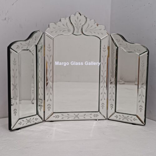 MG 017022 Trifold Venetian Mirror