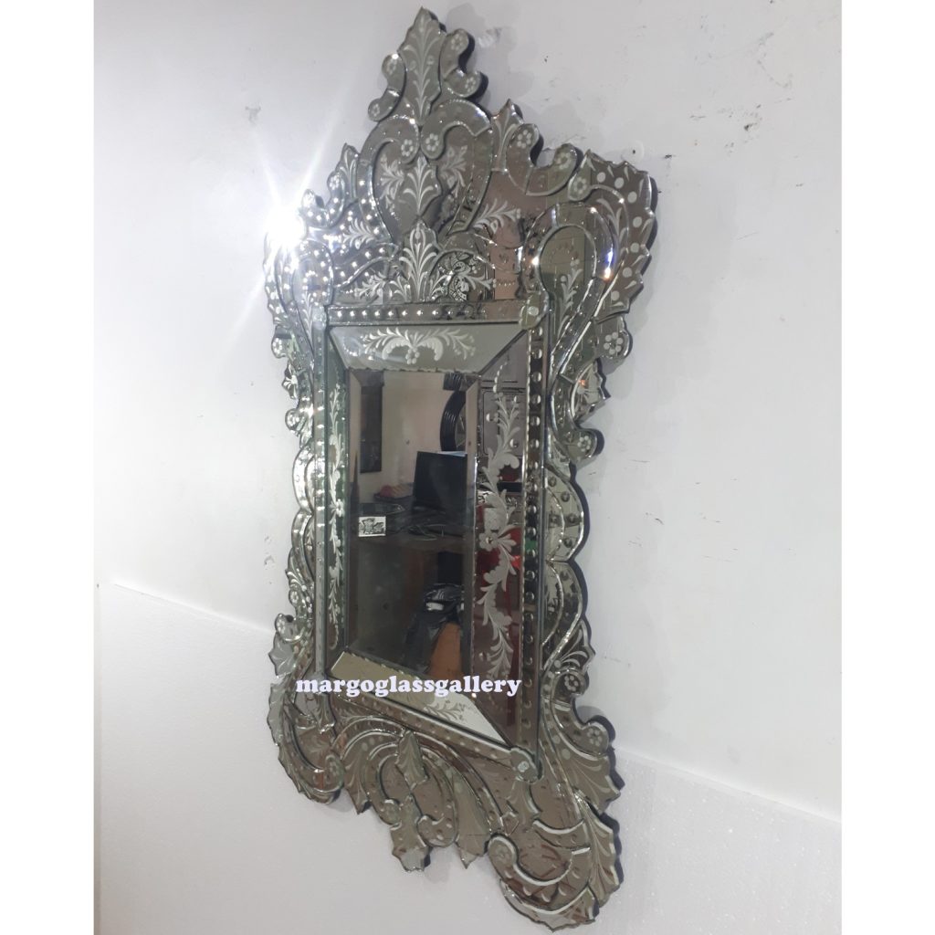 MG 080027 Venetian Wall Mirror 140x70cm - Image 3