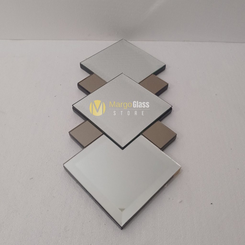 MG 004657 Wall Mirror Panel 66x28cm - Image 3