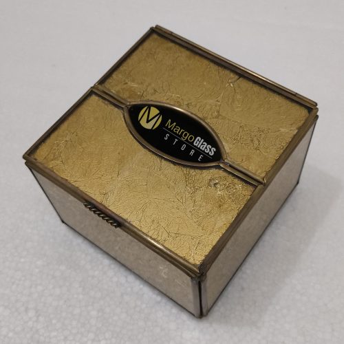 By Order!MG 026 Gold Tissue Box