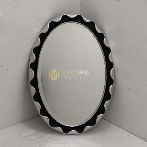 MG 030157 Wooden Mirror Oval Frame Silver