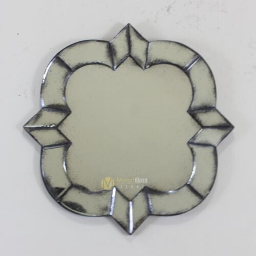 MG 014116 Antique Mirror Wall