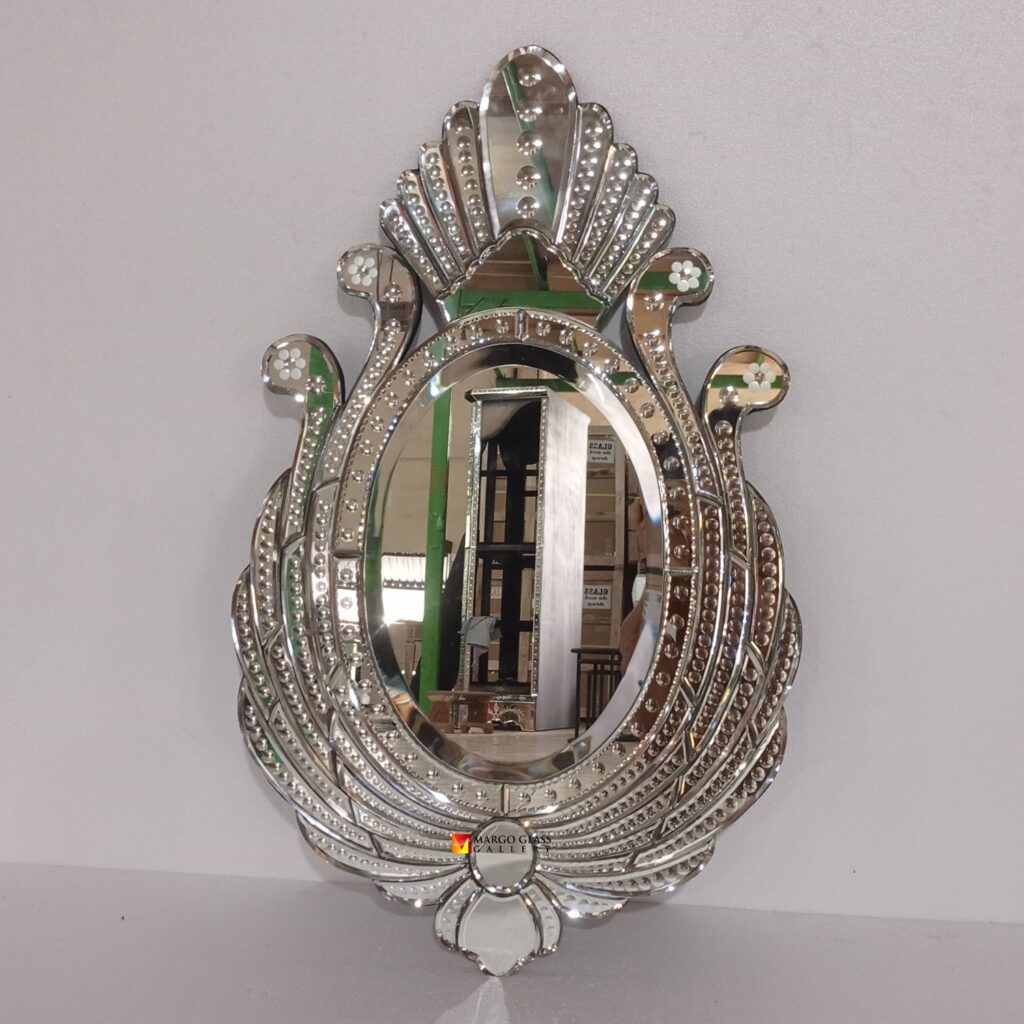 MG 001035 Venetian Mirror Style 91x56cm