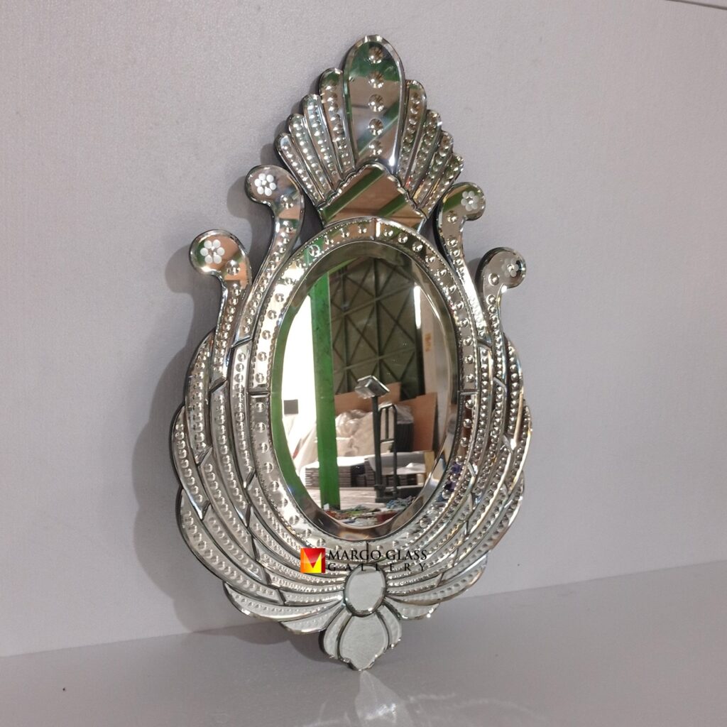 MG 001035 Venetian Mirror Style 91x56cm - Image 5