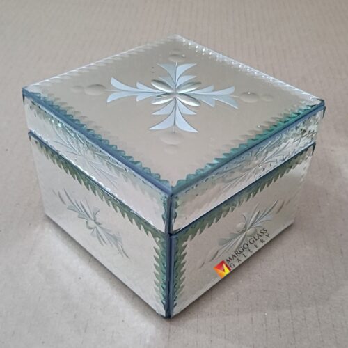 Jewelry Box 13 cm x 13 cm x 9 cm